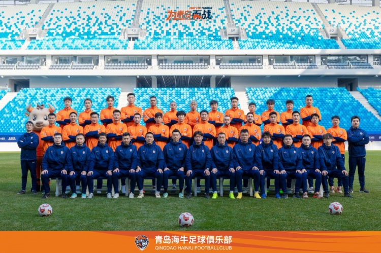 青島海牛一線隊名單：老將鄭龍、薩里奇坐鎮(zhèn)，金洋洋等新援在列
