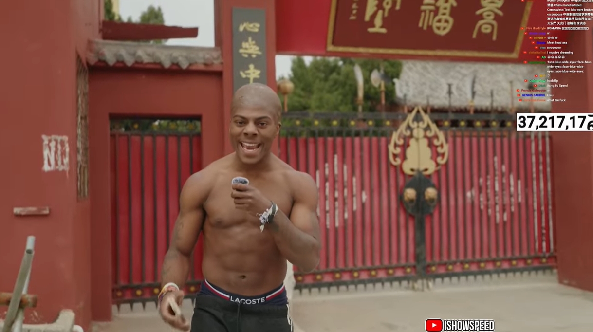 光頭造型！Speed中國行來到鄭州少林寺，上香拜佛學(xué)功夫