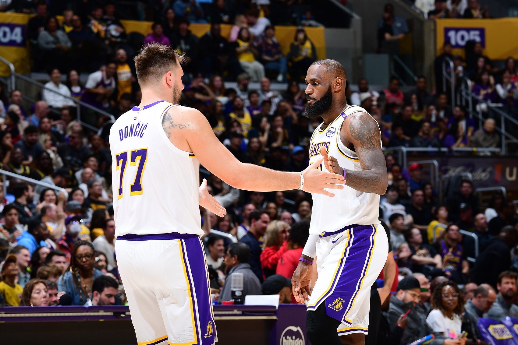 卡位戰(zhàn)/老詹里程碑/灰熊換帥！ESPN預(yù)測(cè)勝率：湖人54.9%微占優(yōu)勢(shì)